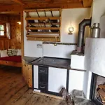 Bergquellenhütte *